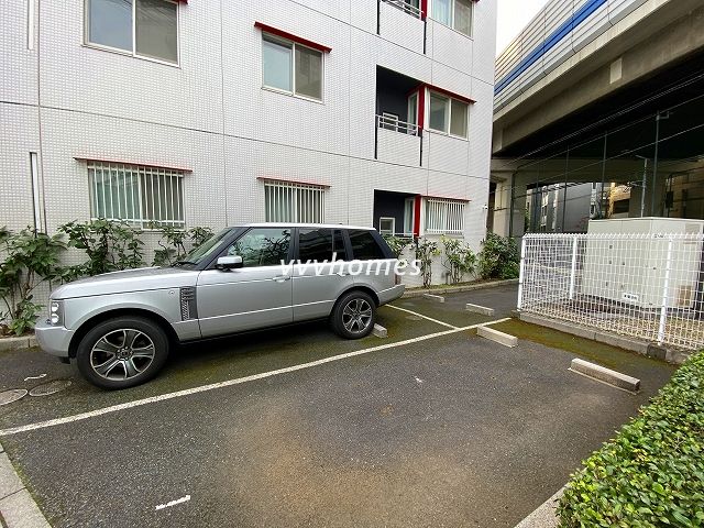 小田急コアロード広尾（駐車場）