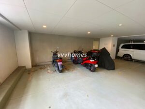 Wat’s白金 バイク置場