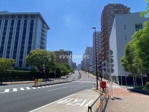 目黒通り(日吉坂シェラトン前)