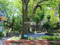 白金台FLATS(近くの公園)