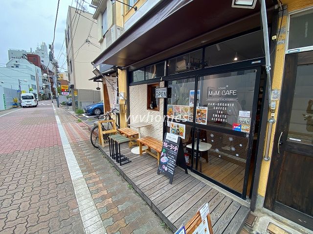 LOHAS MuM CAFE 白金高輪(外観)
