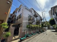 白金台FLATS(側面)