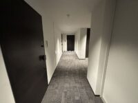 イプセ白金台（各階共用廊下）