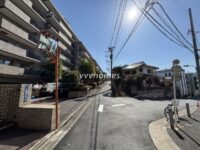 ハイクレスト白金台(前面道路)