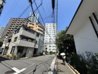 ディアクオーレ白金高輪(前面道路)